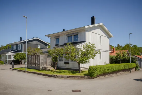 Villa, Radhus, Lilla Vårviksvägen 34, Björndalen, Trollhättan