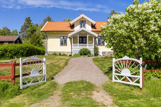 Fritidshus, Yxsmedshult Mellangården, Kisa, Kinda