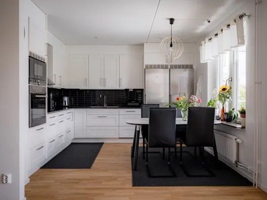 Bostadsrätt, Väsbyvägen 7D, Centralt, Upplands Väsby