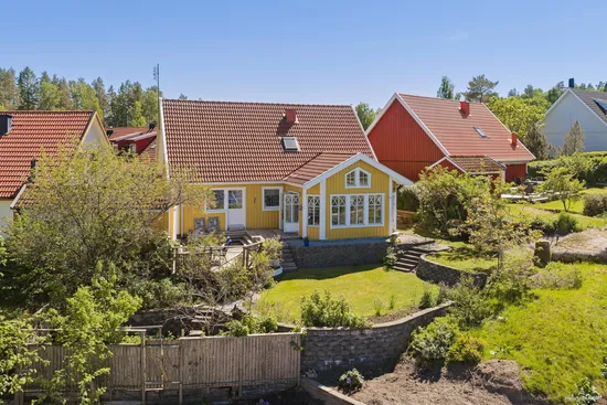 Villa, Nya Nordåsvägen 80, Floda-Nordåsen , Lerum