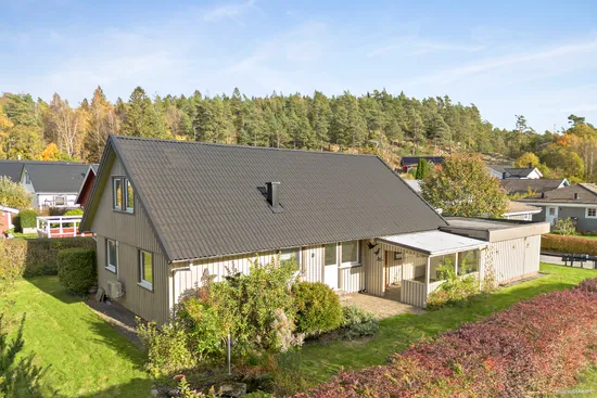 Villa, Mosippevägen 1, Sätila, Mark