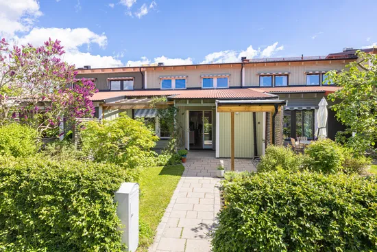 Radhus, Herdevägen 20, Prästgårdsmarken, Upplands Väsby