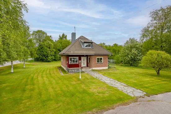 Villa, Industrivägen 23, centralt, Umeå