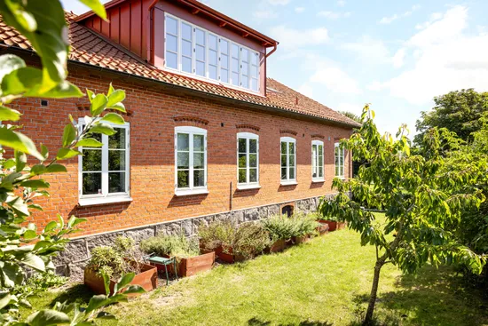 Villa, Larsgården / Räckavägen 21, Borrby, Simrishamn