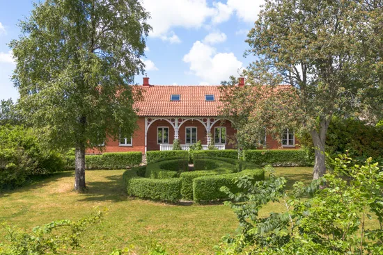 Villa, Larsgården / Räckavägen 21, Borrby, Simrishamn