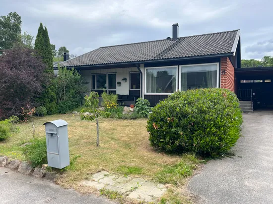 Villa, Solvändan 6, Veterinärsområdet, Höör