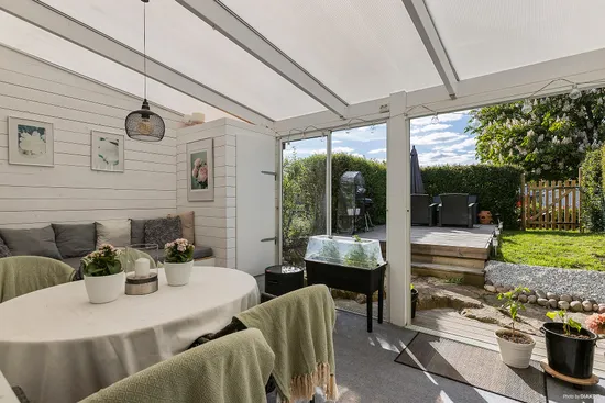 Radhus, Byalagsgatan 4f, Nya Hjärsta, Örebro