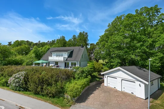 Villa, Allévägen 18, Ekerö Sommarstad, Ekerö