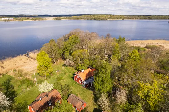 Villa, Södra Ekhamn Stentorpet 30, Södra Ekhamn, Knivsta