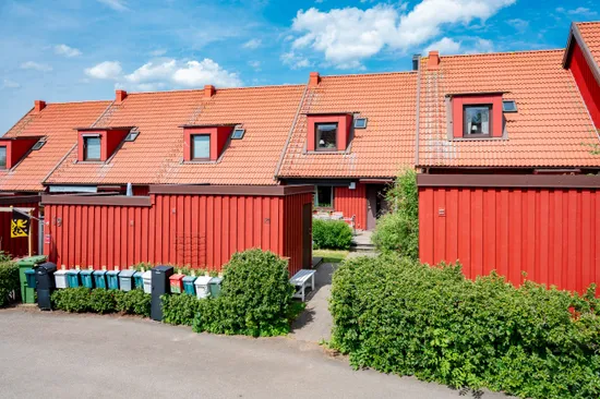 Bostadsrätt, Radhus, Fogdegårdsvägen 21, Varnhem, Skara
