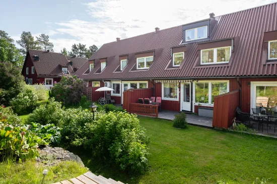 Radhus, Furuvägen 120, Hälletorp, Härnösand