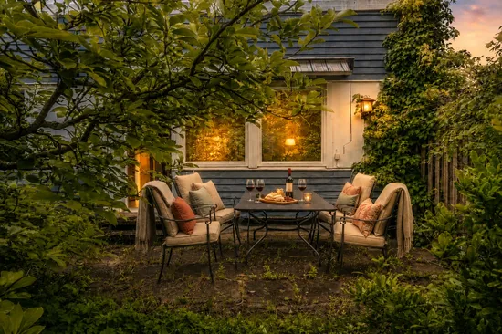 Villa, Radhus, Söderholmsgränd 85, Johannesdal - Vårberg, Stockholm