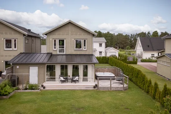 Bostadsrätt, Radhus, Silverörtsvägen 14, Stodene, Karlstad