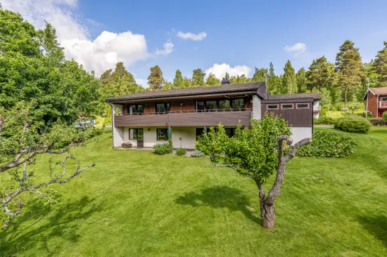 Villa, Kornvägen 14, SMEDJEBACKEN Skjutbaneområdet, Smedjebacken