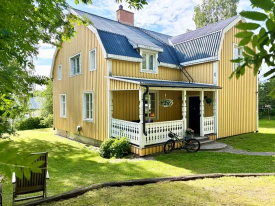 Villa, Trädgårdsgatan 6, Bjurholm