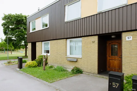 Villa, Radhus, Stångjärnsgatan 57, Bäckby, Västerås