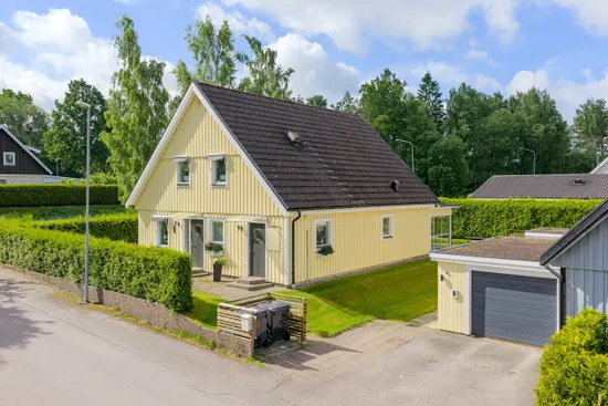 Villa, Gevärsgatan 1, Motala