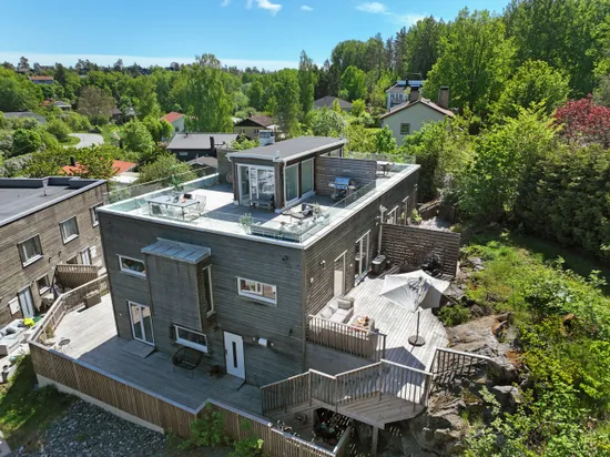 Radhus, Bygdegårdsvägen 22D, Huddinge