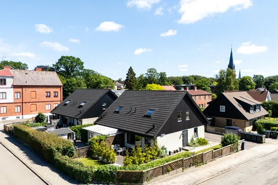 Villa, Radhus, Skogsvägen 16A, Trollsjöområdet, Eslöv