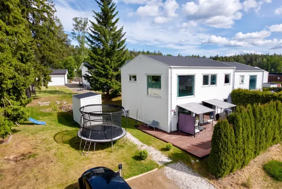 Radhus, Sankt Eriksvägen 12B, Glömsta, Huddinge