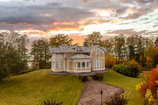 Villa, Hjälmarsnäsvägen 134, Kristinehamn
