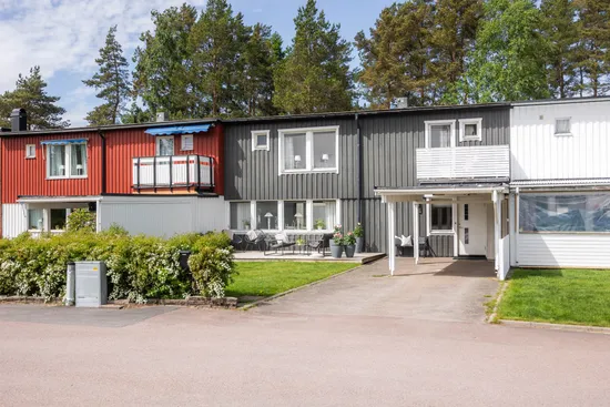 Villa, Radhus, Ovanmyrsgatan 12, Stockfallet, Karlstad