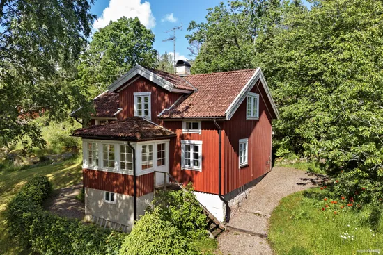 Gård/Skog, Lärketorpsvägen 9, Västra Bodarna, Alingsås