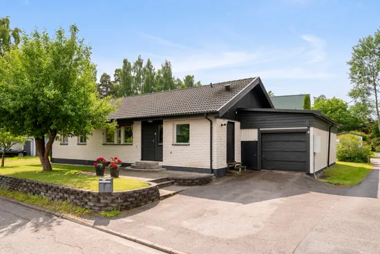 Villa, Tårpilsgränd 18, Hässelby Norra Villastad, Stockholm