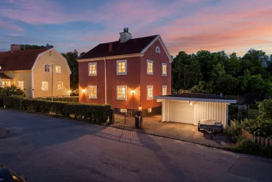 Villa, Strandbergsvägen 8, Nyköping