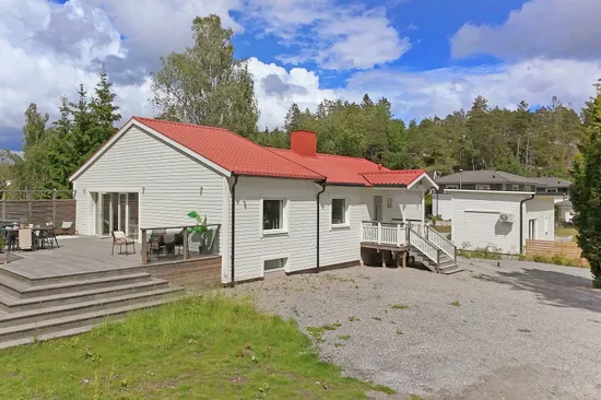 Bostadsrätt, Villa, Rökärrsvägen 1 A, Handen, Haninge