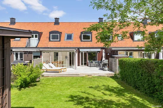 Villa, Radhus, Cinnobergatan 5, Åkered, Göteborg