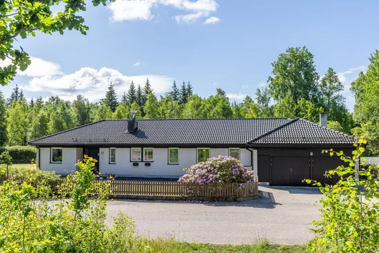 Villa, Östervägen 12, Lindås, Emmaboda