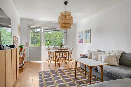 Bostadsrätt, Byalagsvägen 20, Stuvsta centrum, Huddinge