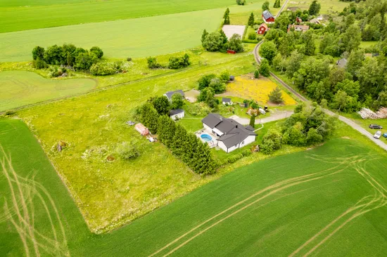 Villa, Sparrsätra Lönsåker 19, Enköping