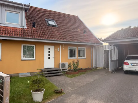 Villa, Radhus, Tennisvägen 9, Abbekås, Skurup