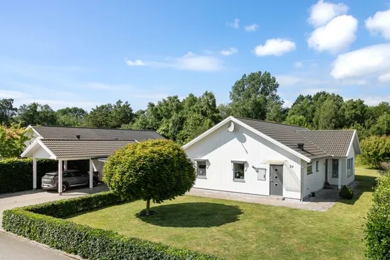 Villa, Nygrannes gata 2B, Träslöv, Varberg