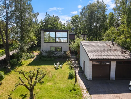 Villa, Skogsvägen 37, Lahäll, Täby