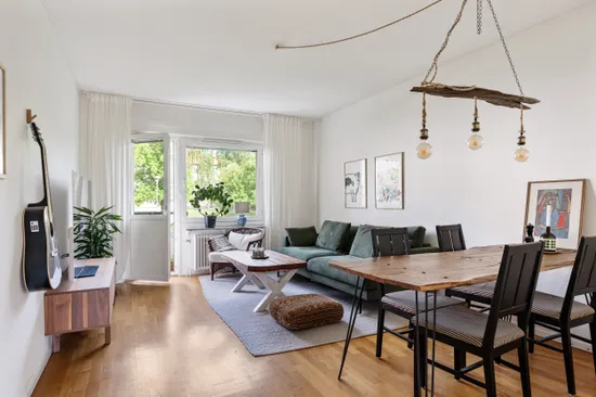 Bostadsrätt, Järnvägsallén 1B, Viggbyholm, Täby