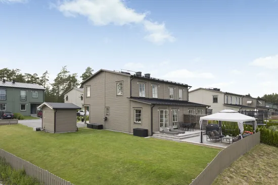 Bostadsrätt, Radhus, Poppelbladsvägen 7A, Skölsta, Uppsala