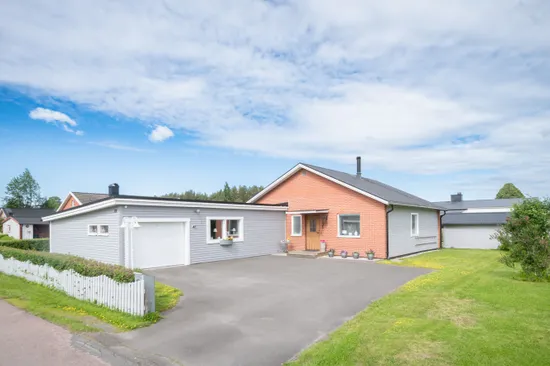 Villa, Hermelinsgatan 12, Sanden, Boden