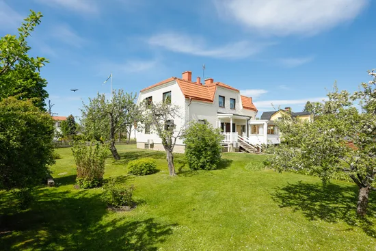 Villa, Idrottsgatan 6, Haga, Kumla