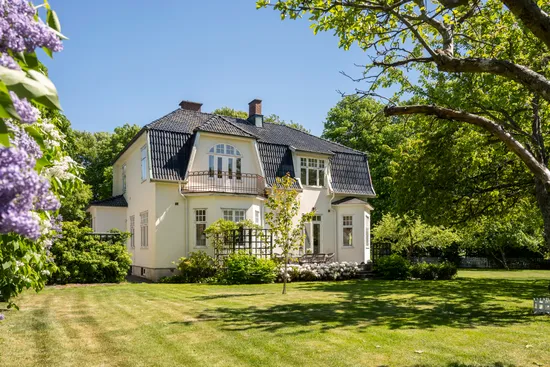Villa, Strandvägen 11, Centrum, Falkenberg