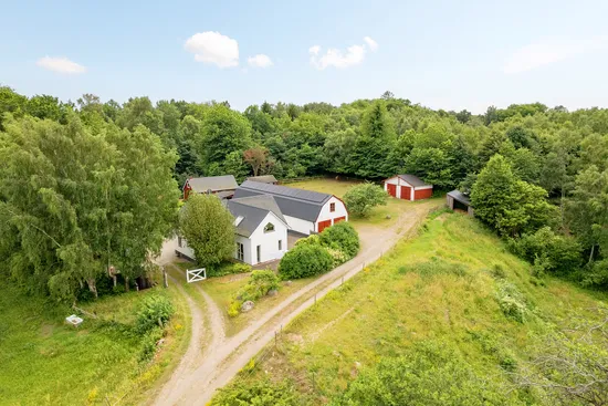 Villa, Gård/Skog, Skräddarödsvägen 7, Skräddaröd, Simrishamn