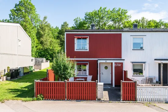 Villa, Radhus, Stallsbergsvägen 20E, Grankulla, Motala