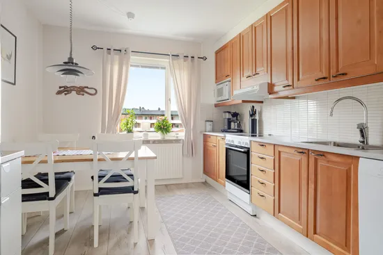 Bostadsrätt, Hagavägen 8B, Östanås, Köping