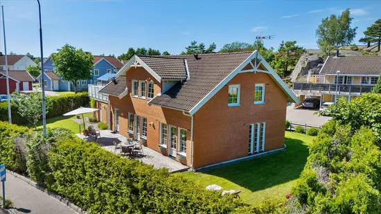 Villa, Ängskogsvägen 2, Henån, Orust