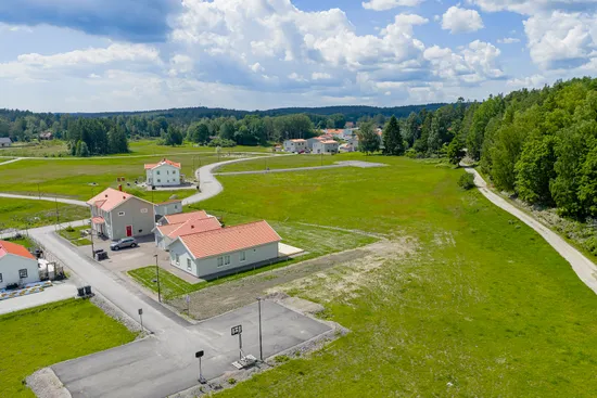 Tomt, Harstigen 5, Åda, Trosa