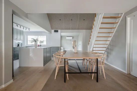 Villa, Radhus, Bergvägen 33, Rickeby, Vallentuna
