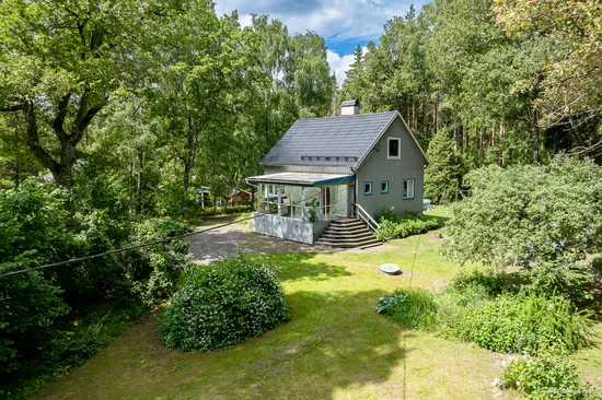 Villa, Löt 10, Länna, Uppsala
