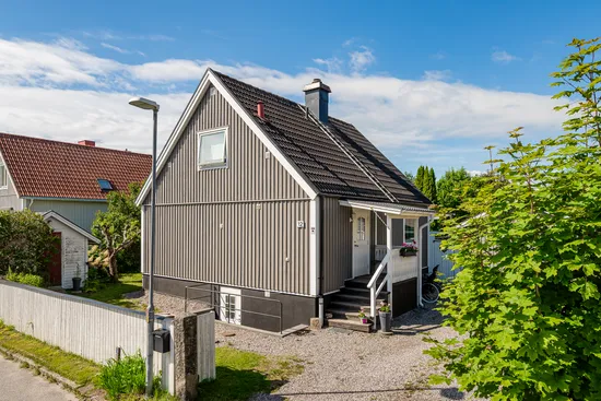 Villa, Gustaf-Adolfsvägen 12, Oppeby, Nyköping
